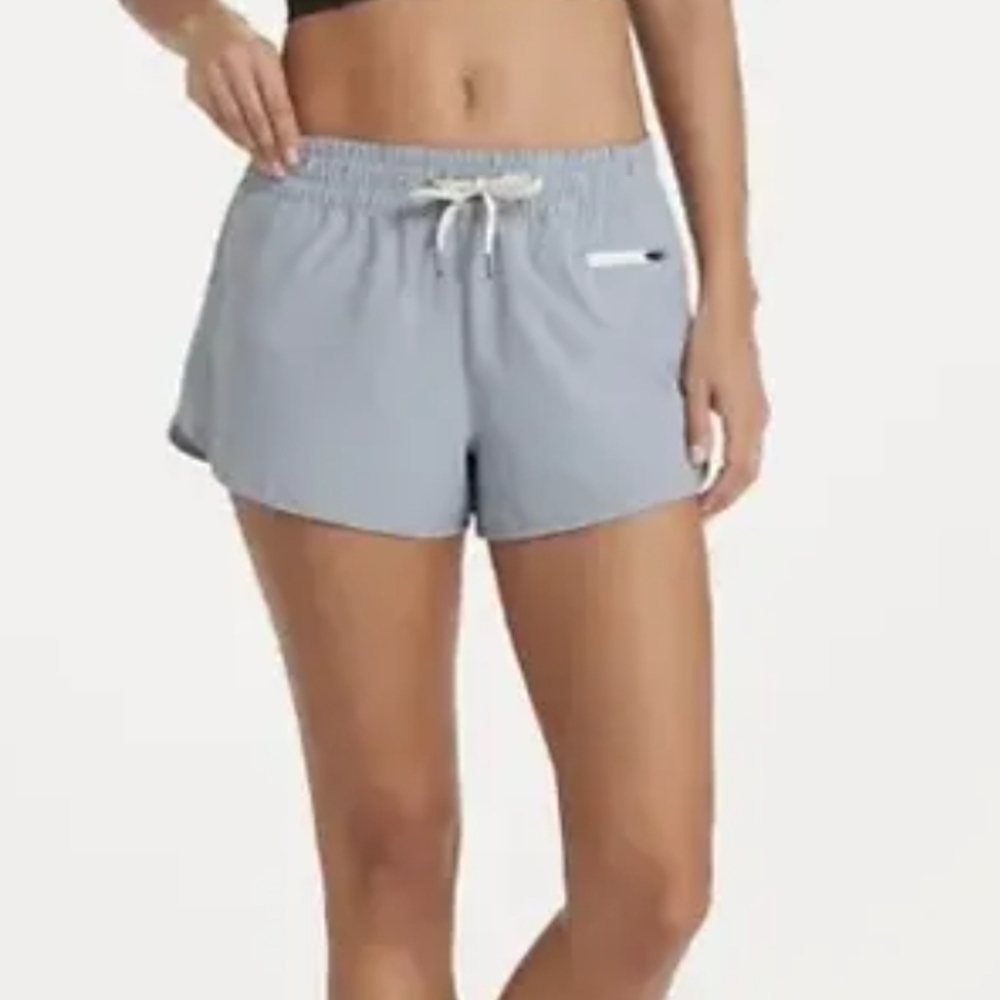 Vuori Women’s Clementine Short 2.0 Size Large